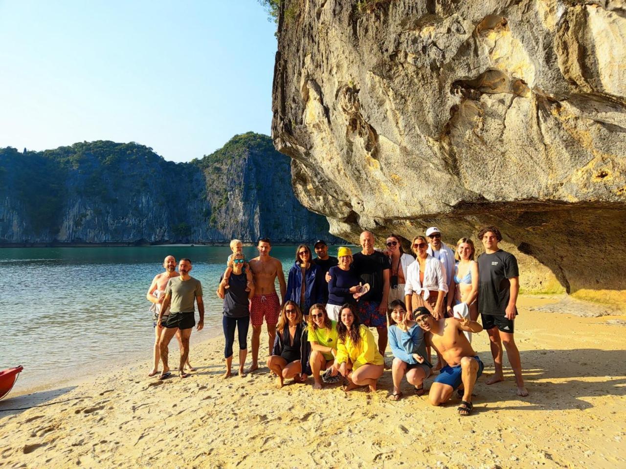 Hotel Venezia Cruises Ha Long Zewnętrze zdjęcie