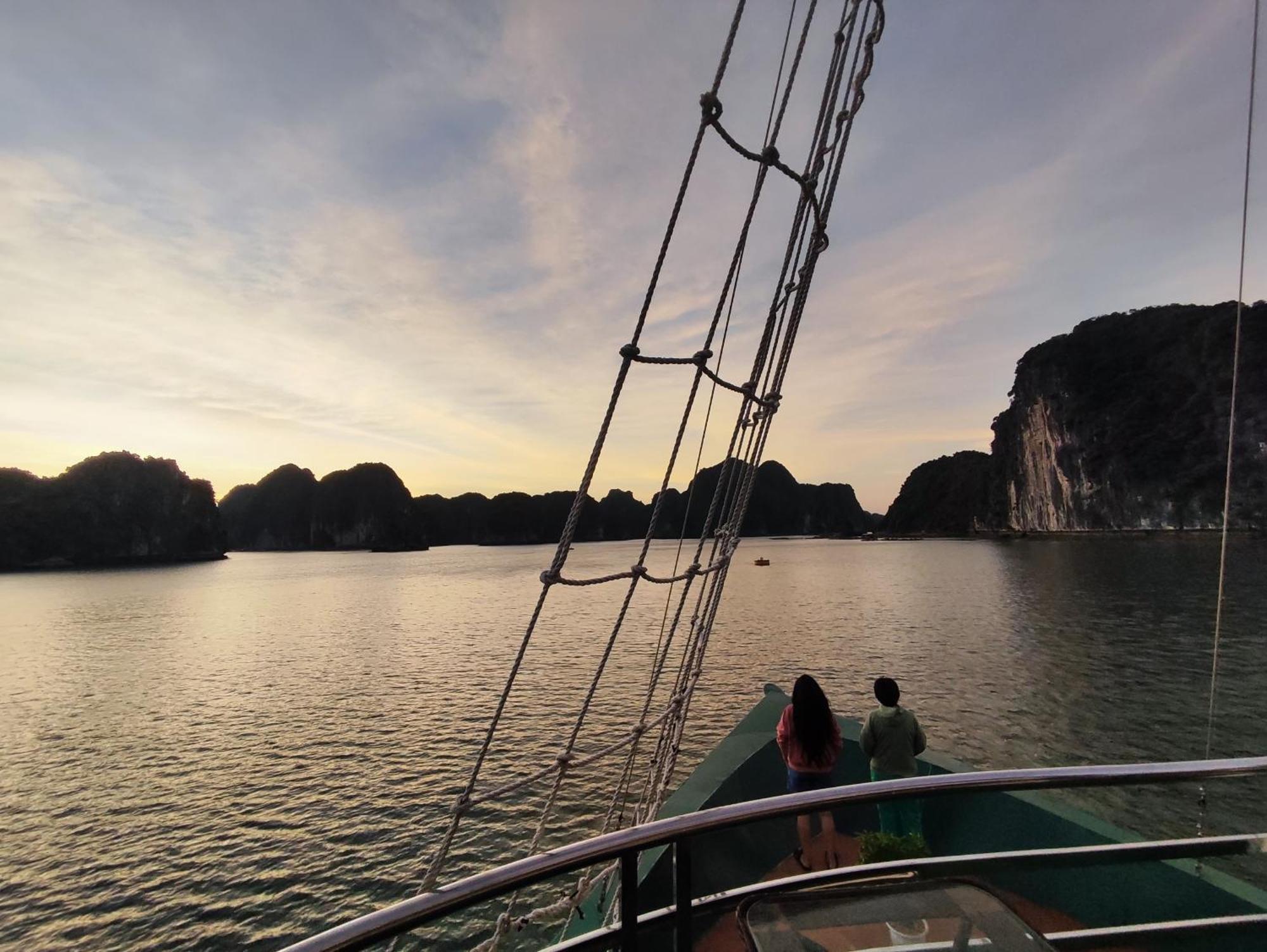 Hotel Venezia Cruises Ha Long Zewnętrze zdjęcie