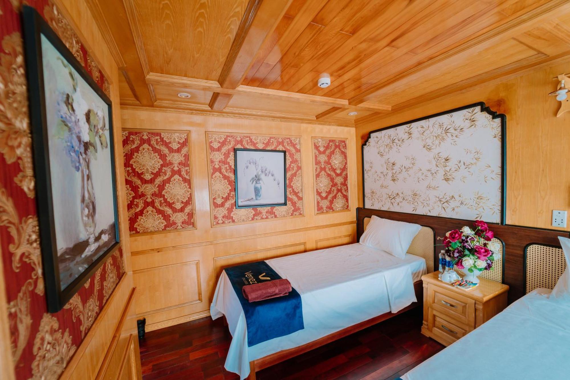 Hotel Venezia Cruises Ha Long Zewnętrze zdjęcie